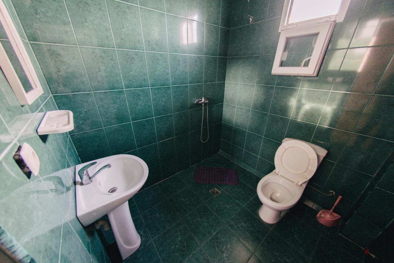 Nika Inn Koboeleti Buitenkant foto